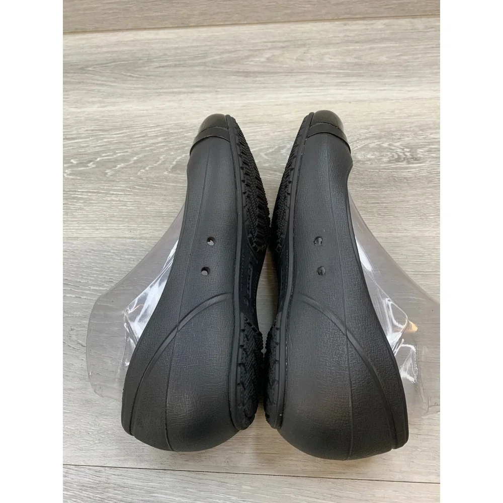 Crocs Gianna Link Women's Black Patent Cap Toe Ballet Flats 8 Comfort Shoes